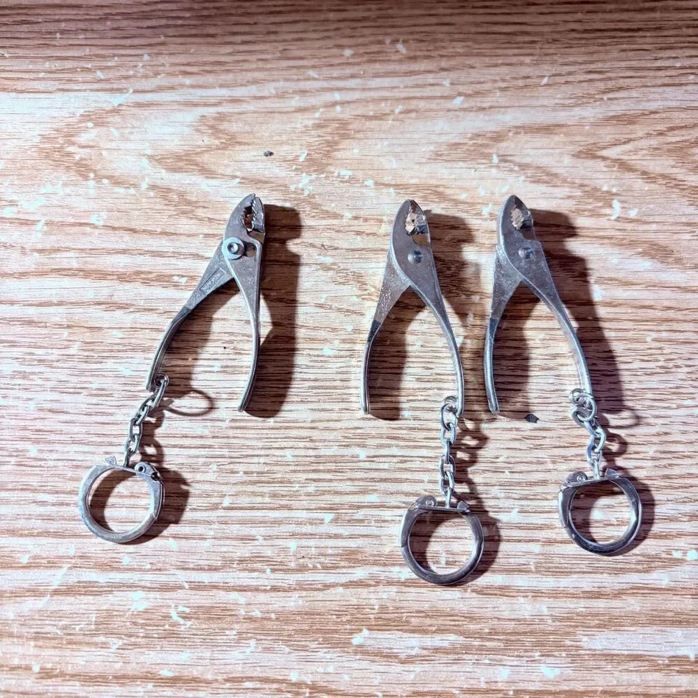 Novelty Lever Ring Working Cast Metal Keychain Mini Tool Slip Joint Pliers Lot 3
